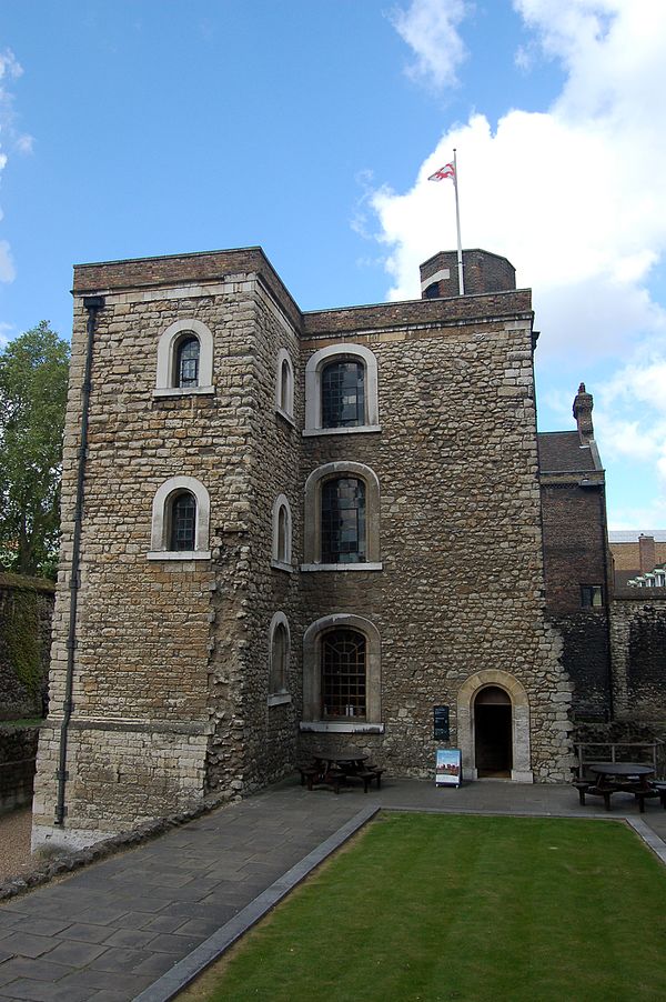 The Jewel Tower housed a branch of the King's Privy Wardrobe at the Palace of Westminster