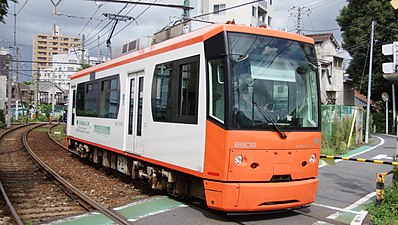 8809 in orange livery in August 2016