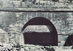 Tunnelportal KZ-Leonberg.jpg