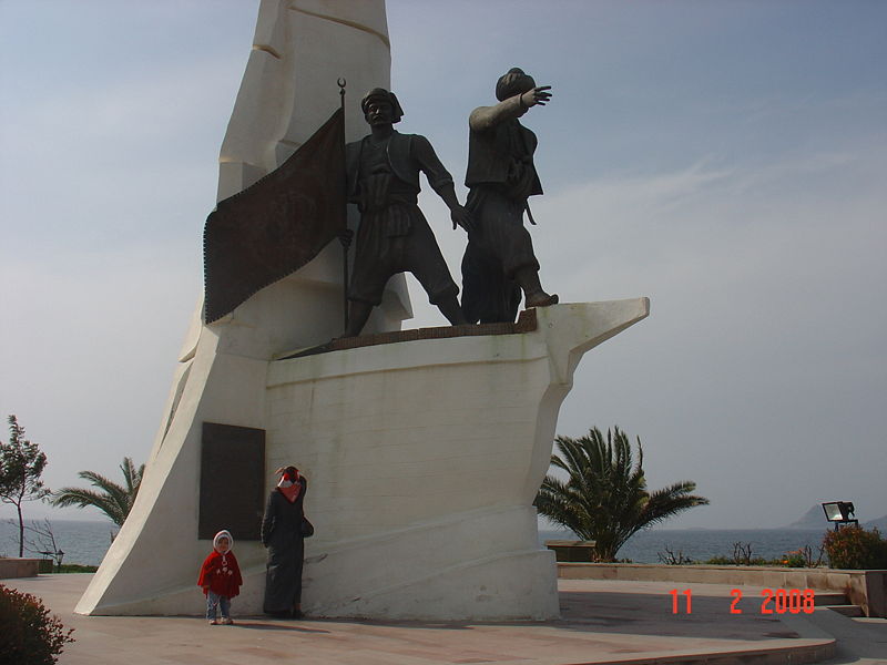 File:Turgutreis Monument.JPG