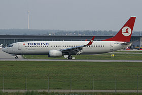 Turkish Airlines B738 TC-JGE.jpg