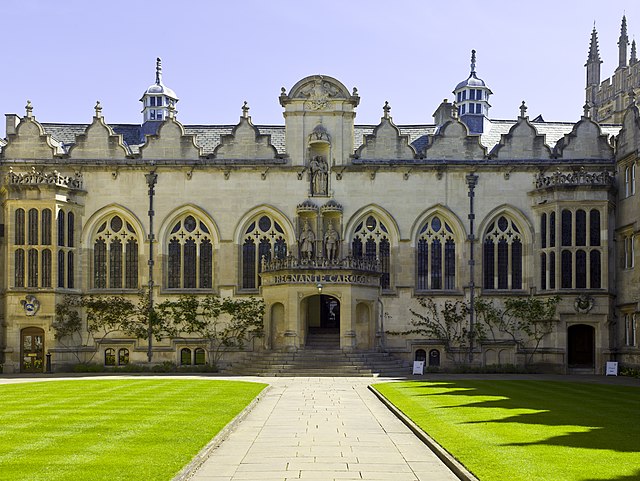 The hall on the east side of the first quadrangle of Oriel College. The college was founded in 1324; the hall dates from the mid-17th century.
