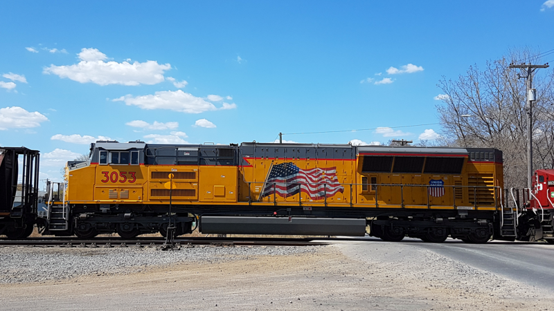 File:UP3053SD70ACe-T4.png