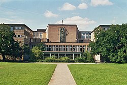 Universitat zu Köln Hauptgebäude ost.jpg