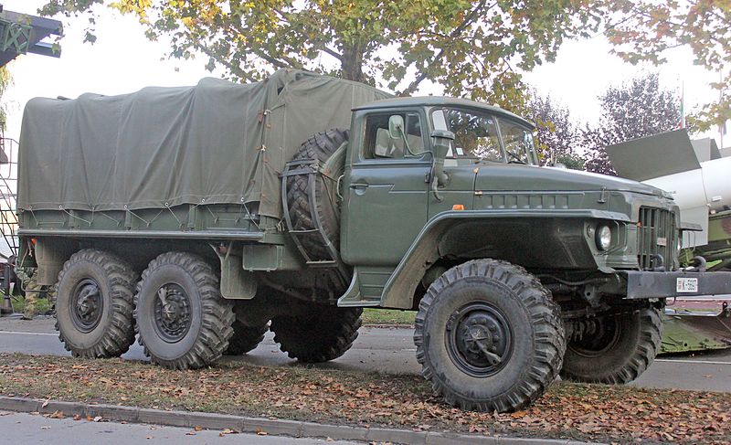 File:Ural-375D VS1.jpg