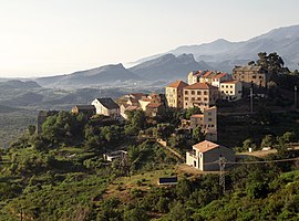 Das Dorf Vallecalle in der Gegend von Nebbio