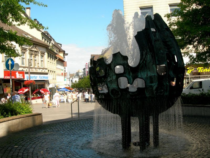 File:VelbertMuenzbrunnen.jpg