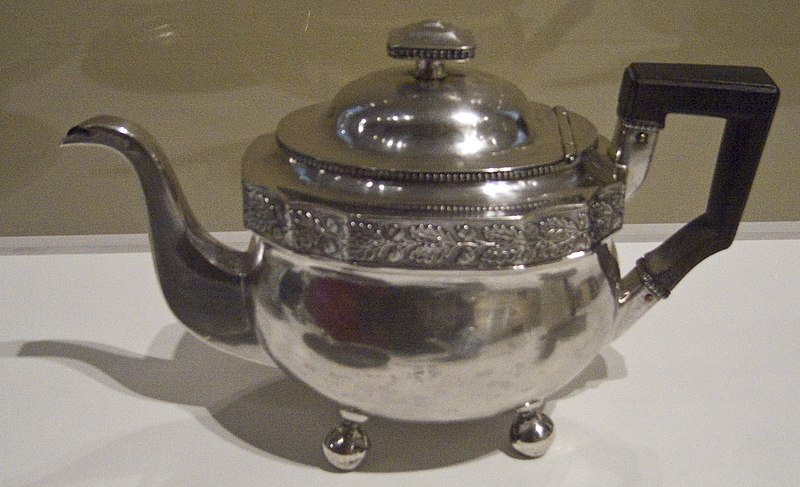 File:WLA brooklynmuseum Teapot from Three Piece Tea Service.jpg