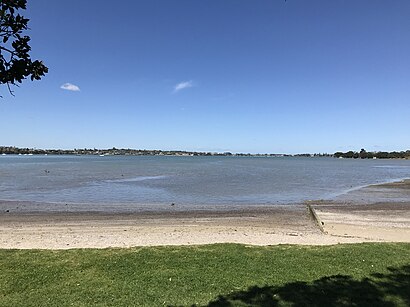 How to get to Wai O Taiki Bay with public transport- About the place