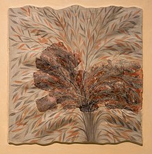 ზეთისხილის ხის გამოსახულების ფრაგმენტი და რეკონსტრუქცია, ჰერაკლიონის მუზეუმი