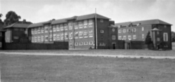 Wandsworth Grammar School, 1927 building.png