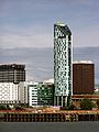 West Tower vue depuis la rivière Mersey