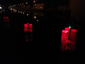 Der Kanal von Goes zur Oosterschelde bei Nacht in Wilhelminadorp (mit rot beleuchteten Dalben)