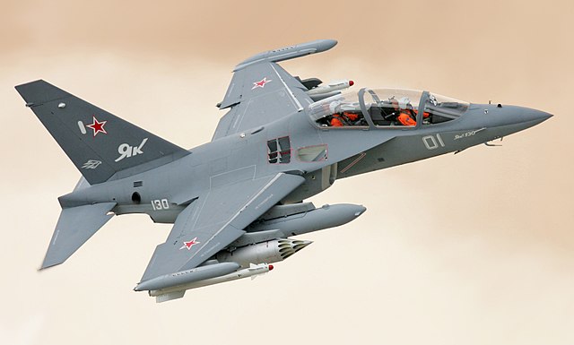 Yakovlev Yak-130 - Wikipedia