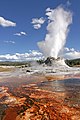 Un géiser es un tipo de fuente termal que erupta periódicamente, expulsando una columna de agua caliente y vapor en el aire. La palabra géiser viene de Geysir, nombre de una terma en Haukadalur, Islandia; el nombre, sucesivamente, proviene del verbo islandés gjósa, "emanar". Este géiser esta situado en el Parque Nacional Yellowstone. Por de:Flicka.