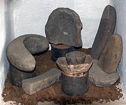 ВП каменные орудия гМалая Мукач.jpg