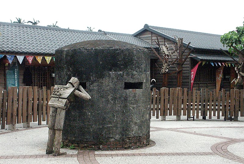 File:捉迷藏 Hide and Seek - panoramio.jpg