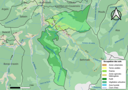 Barevná mapa znázorňující využití půdy.