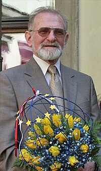 01.05.2004.  Bronislaw Geremek 01.jpg