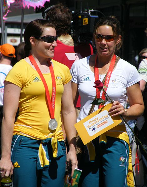 File:2008 Summer Olympics Australian Parade in Sydney - Anna Meares - Cycling 3.jpg