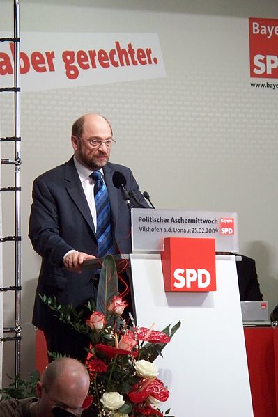 File:2009 Politischer Aschermittwoch Vilshofen Schulz 3.JPG