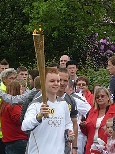 2012 Olympic Torch Burscough Dan O'Hara.jpg
