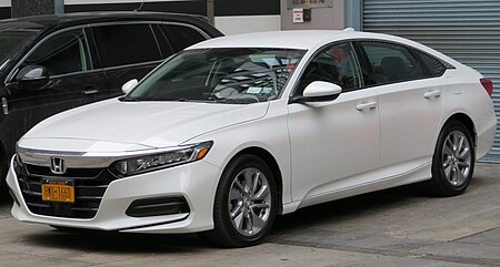 ไฟล์:2018_Honda_Accord_12.17.17.jpg