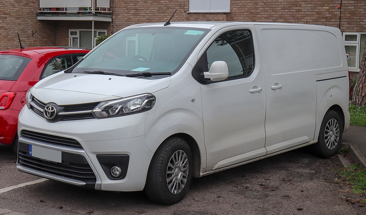 Image of 2018 Toyota Proace Comfort 1.6 Front