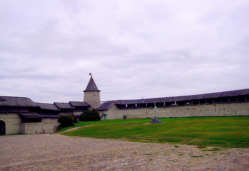 File:502. Pskov. Kremlin.jpg