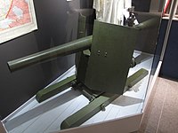 76mm DRP bezzákluzové dělo. JPG
