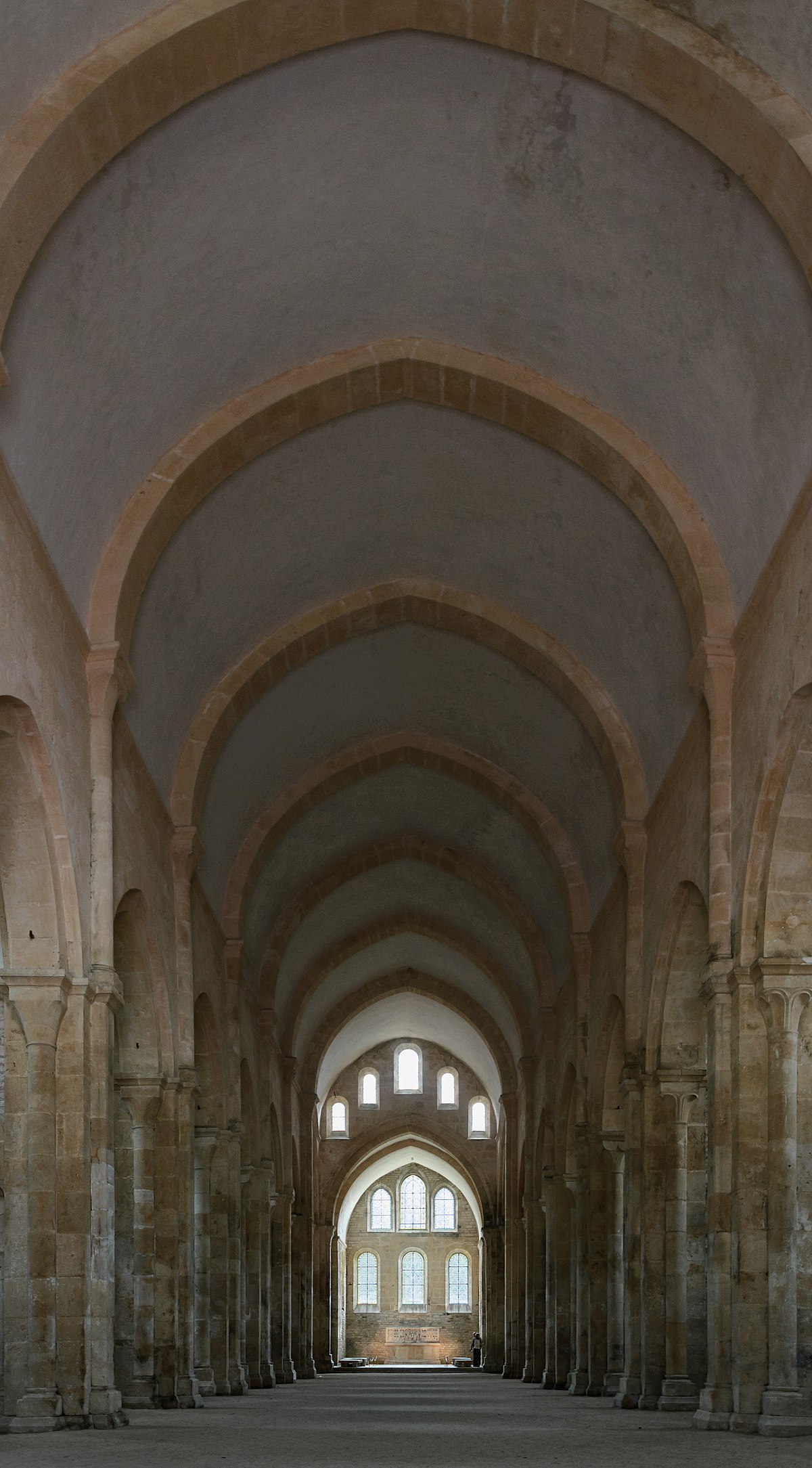 Notre-Dame-du-Luxe: Une économie du capital symbolique