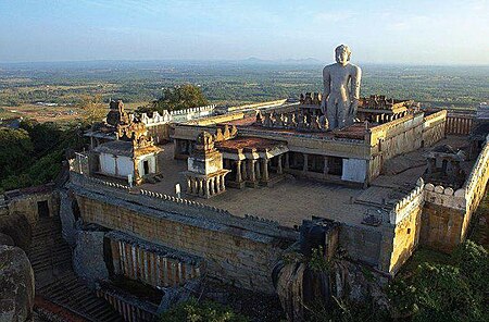 ไฟล์:Aerial_view_of_Bahubali,_Gomateswara_Jain_temple,_Karkala.jpg
