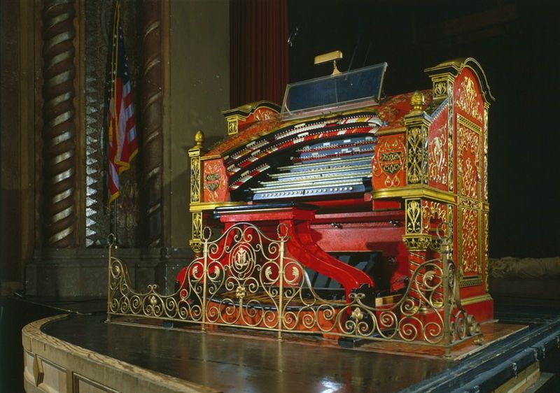 File:Alabama Theatre Wurlitzer Organ.jpg