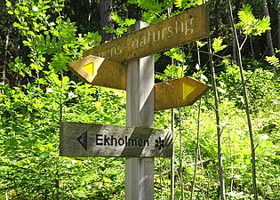 Vägvisare till Ekholmens naturreservat.