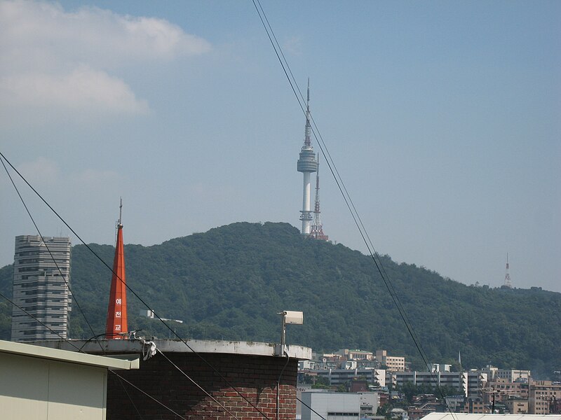 File:August 2007, walking in Seoul 54.jpg