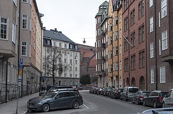Bältgatan mot gymnasieskolan Östra Real.