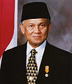 3º Bacharuddin Jusuf Habibie (B.J. Habibie) 1998–1999 (ex-VP)
