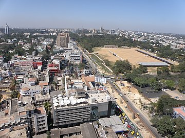 Файл:Bangalore_-_MG_Road,_Parade_Grounds,_Stadium.JPG