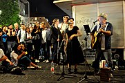 { Deutsch: Straßenmusik, 40. Musikfestival Bardentreffen 2015 in Nürnberg / Deutschland Template:EnBuskers / street artists,40th music festival 'Bardentreffen' 2015 at Nuremberg, Germany Festivalsommer This photo was created with the support of donations to Wikimedia Deutschland in the context of the CPB project "Festival Summer". Deutsch ∙ English ∙ español ∙ français ∙ italiano ∙ português ∙ sicilianu ∙ svenska ∙ Türkçe ∙ беларуская (тарашкевіца) ∙ македонски ∙ українська ∙ +/−