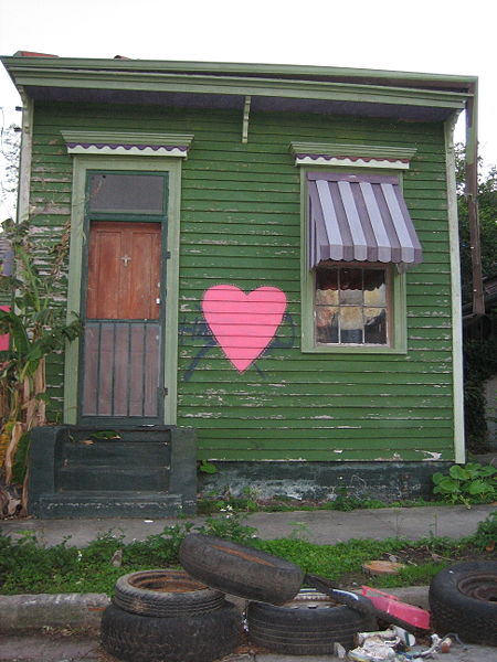 A modest shotgun house in New Orleans's Bayou St. John neighborhood shortly after Hurricane Katrina. Shotgun houses consist of three to five rooms in 