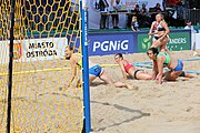 Deutsch: Beachhandball Europameisterschaften 2019 (Beach handball Euro); Tag 2: 3. Juli 2019 – Frauen, Vorrunde Gruppe D, Ukraine-Deutschland 2:0 (23:22, 32:24) English: Beach handball Euro; Day 2: 3 July 2019 – Women Preliminary Round Group D – Ukraine-Germany 2:0 (23:22, 32:24)