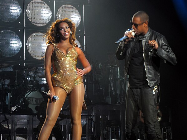 Knowles performing "Crazy in Love" with Jay-Z during the I Am... tour stop at The O2 arena in London