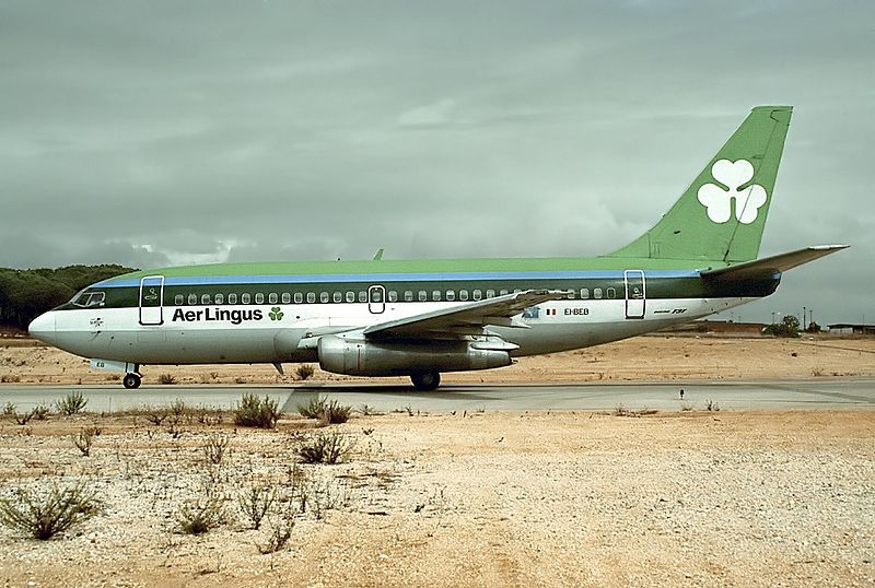 File:Boeing 737-248-Adv, Aer Lingus AN0329565.jpg