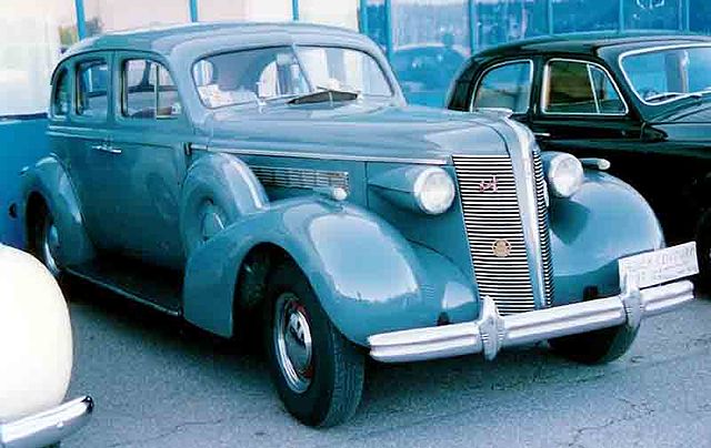 1937 Buick Century Series 60 Model 64 4-Door Touring Sedan