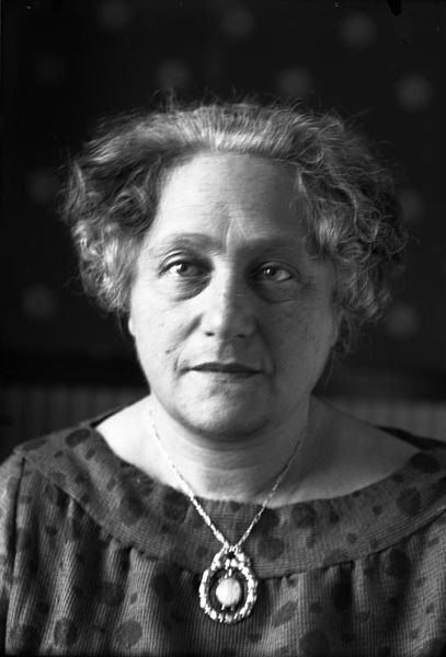 File:Bundesarchiv Bild 102-00486A, Elsa Einstein.jpg