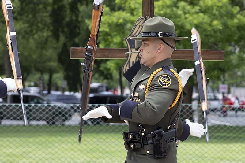 File:CBP Perform in the Steve Young Honor Guard Pipes and Drums Competition - 32908344427.jpg