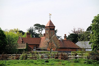 How to get to Capel Manor College with public transport- About the place