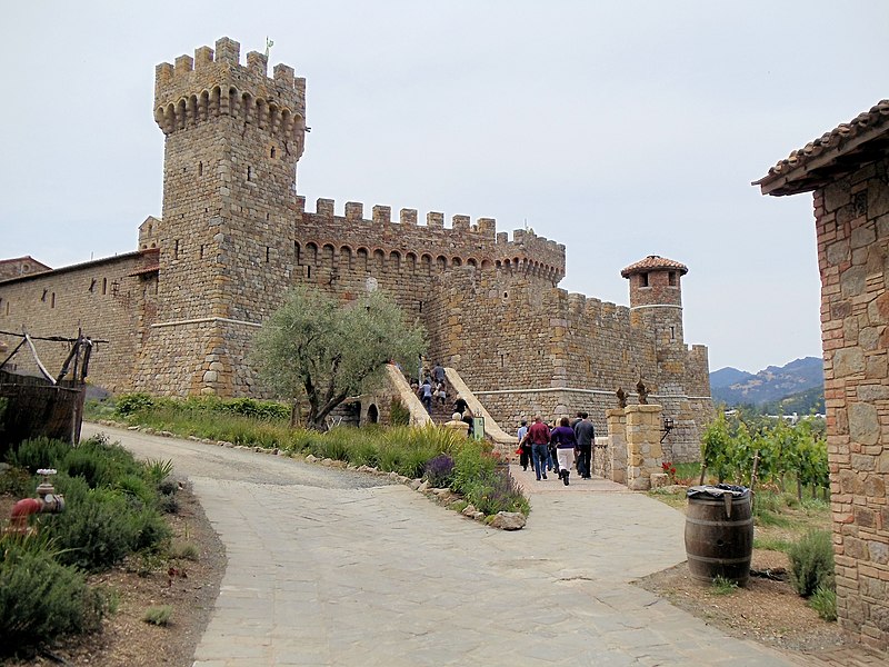 File:Castello di Amorosa Winery, Napa Valley, California, USA (6030555971).jpg