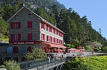 Le restaurant près du pont d'Espagne