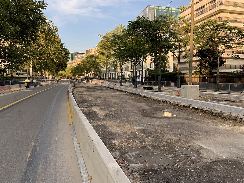 File:Chantier Extension Ligne 3b Tramway IdF Porte Dauphine Boulevard Amiral Bruix - Paris XVI (FR75) - 2021-08-11 - 11.jpg